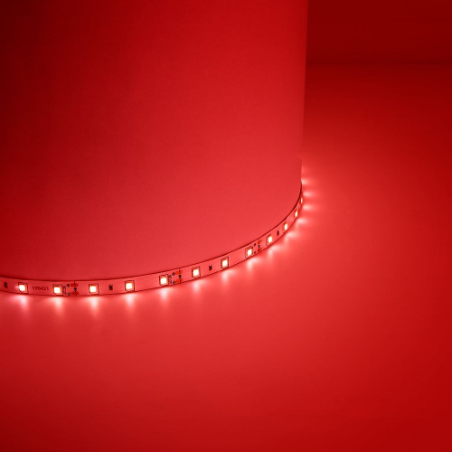 Светодиодная LED лента Feron LS603, 60SMD(2835)/m 4.8W/m 12V 5m красный фото 3