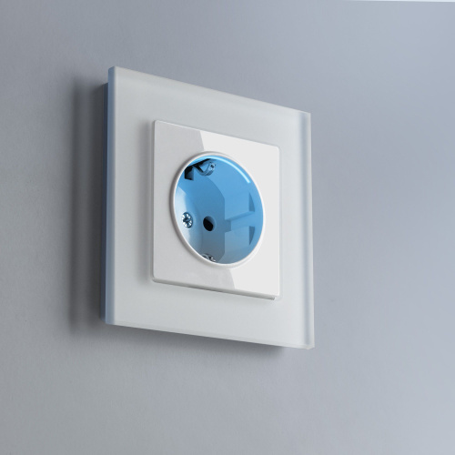 Розетка с подсветкой (белая) W1171401 фото 7 Розетка с подсветкой (белая) W1171401 фото 7