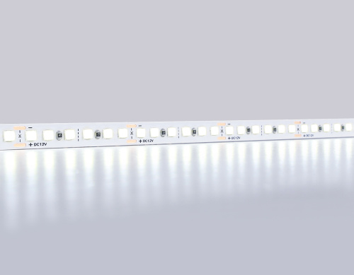 Светодиодная лента 12В 2835 180Led 14.4Вт/м 6500K IP20 5м фото 2 Светодиодная лента 12В 2835 180Led 14.4Вт/м 6500K IP20 5м фото 2