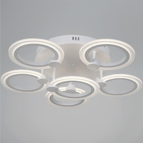 Потолочная светодиодная люстра Reluce 09501-0.3-5+1 WH Потолочная светодиодная люстра Reluce 09501-0.3-5+1 WH