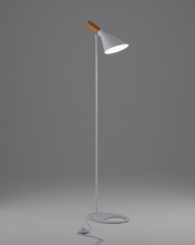 Торшер Moderli V11336-1F Turin фото 3 Торшер Moderli V11336-1F Turin фото 3