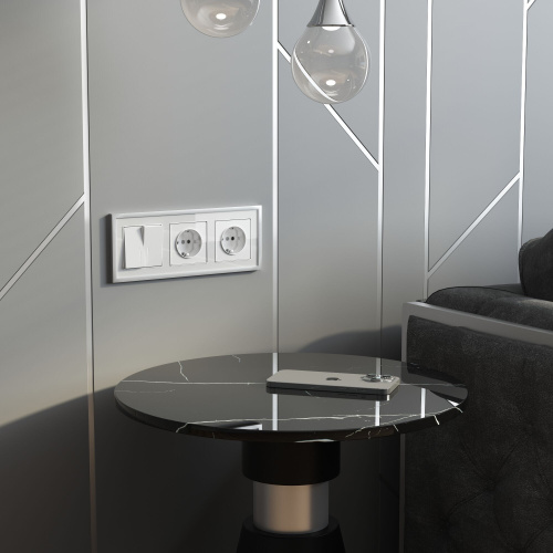 Розетка с заземлением (белый акрил) W1171041 фото 2 Розетка с заземлением (белый акрил) W1171041 фото 2