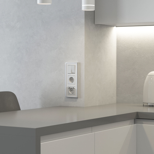 Накладка для розетки USB (белый акрил) W1179541 фото 2 Накладка для розетки USB (белый акрил) W1179541 фото 2