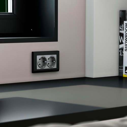 Рамка из поликарбоната для двойной розетки Stark черный W0081808 фото 2