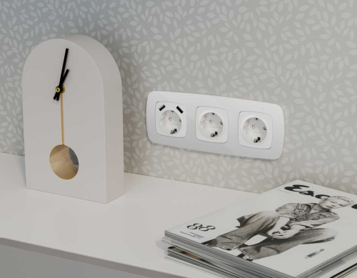 Комплект механизма электрической розетки Ambrella Volt OMEGA Белый глянец 2USB A+A 18W (быстрая зарядка) с/з QUANT (OP1090, VM155) MO109010 фото 6