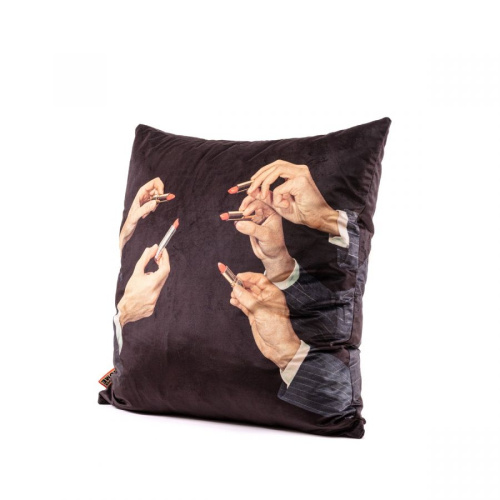 Подушка Lipstick Black фото 2 Подушка Lipstick Black фото 2