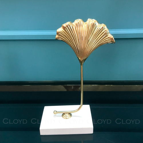 Статуэтка Cloyd арт.50165 / выс. 26 см - золото / серия 1638