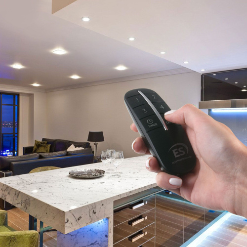 Пульт управления с 4-канальным контроллером (радио) Y8 фото 5 Пульт управления с 4-канальным контроллером (радио) Y8 фото 5