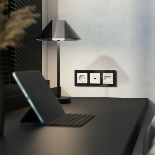 Накладка для розетки HDMI (Hammer белый) W1296001 фото 4 Накладка для розетки HDMI (Hammer белый) W1296001 фото 4