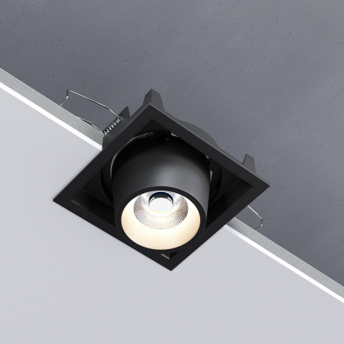 Потолочный светодиодный светильник поворотный Conner 8W 4000K чёрный 25087/LED фото 5 Потолочный светодиодный светильник поворотный Conner 8W 4000K чёрный 25087/LED фото 5