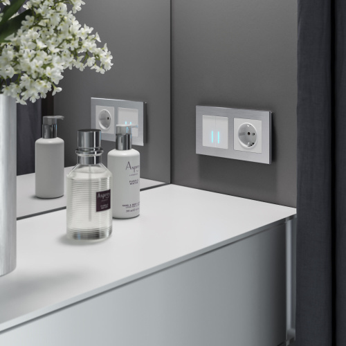 Сенсорный выключатель двухклавишный с подсветкой 1000 Вт белый W4520001 фото 5