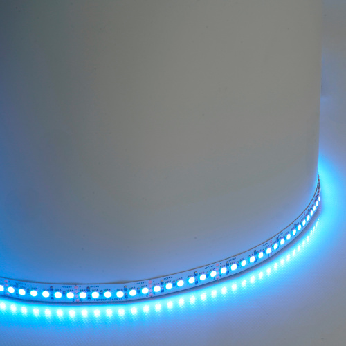 Светодиодная LED лента Feron LS502, 180SMD(5050)/м 16Вт/м 24V 5000*10*1.5мм RGB IP20 фото 3