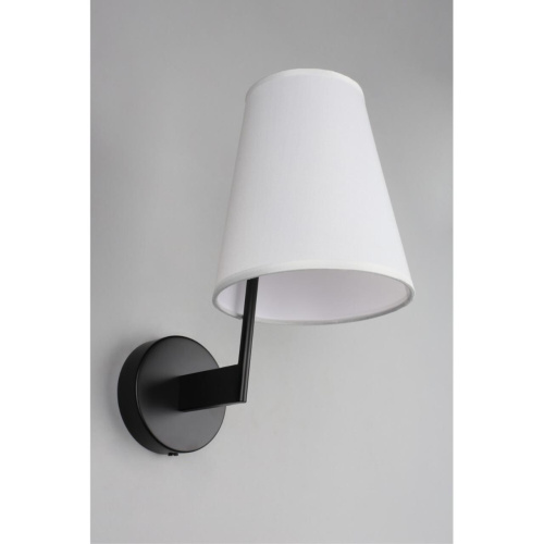 Светильник настенный (Бра) OML-68611-01 фото 4 Светильник настенный (Бра) OML-68611-01 фото 4