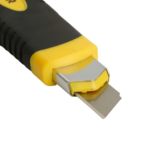 KMU-1 Нож строительно-монтажный Stekker, серии KMU с сегмент.лезвием (5 дополнительных),18 мм, желтый/черный фото 4