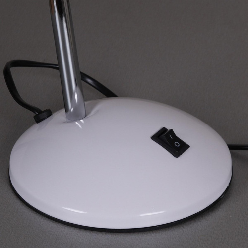 Настольная лампа Reluce 00960-0.7-01 WT фото 4 Настольная лампа Reluce 00960-0.7-01 WT фото 4