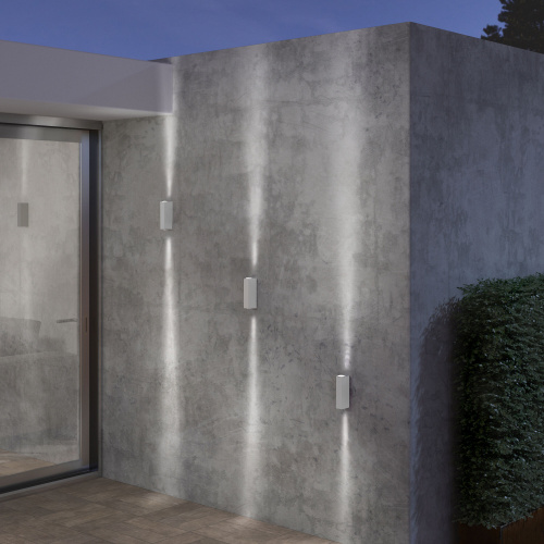 Уличный настенный светодиодный светильник Blaze LED IP54 35136/W белый фото 3