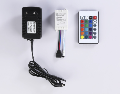 Комплект светодиодной ленты 12В 5050 60Led 14.4Вт/м Цветная RGB IP65 5м фото 8 Комплект светодиодной ленты 12В 5050 60Led 14.4Вт/м Цветная RGB IP65 5м фото 8