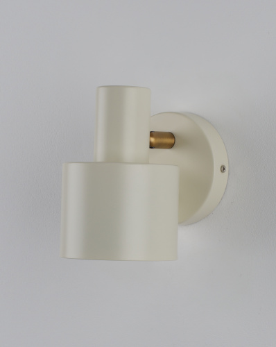 Светильник настенный Moderli V11272-1W Artis фото 6 Светильник настенный Moderli V11272-1W Artis фото 6