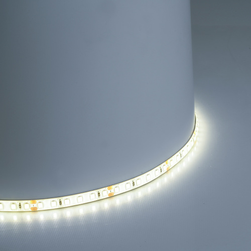 Светодиодная LED лента Feron LS511, 120SMD(2835)/м 11Вт/м 24V 5000*8*1.22мм 6000К IP65 фото 2