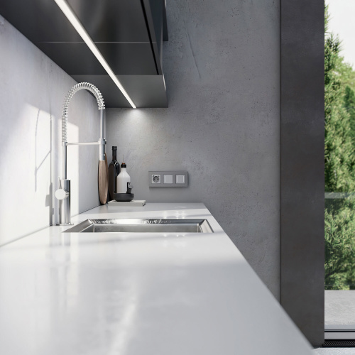 Рамка из поликарбоната на 3 поста Slab серебро софт W0032965 фото 3 Рамка из поликарбоната на 3 поста Slab серебро софт W0032965 фото 3