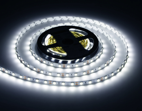 Светодиодная лента 12В 5050 60Led 14.4Вт/м 6500K IP20 5м фото 8 Светодиодная лента 12В 5050 60Led 14.4Вт/м 6500K IP20 5м фото 8