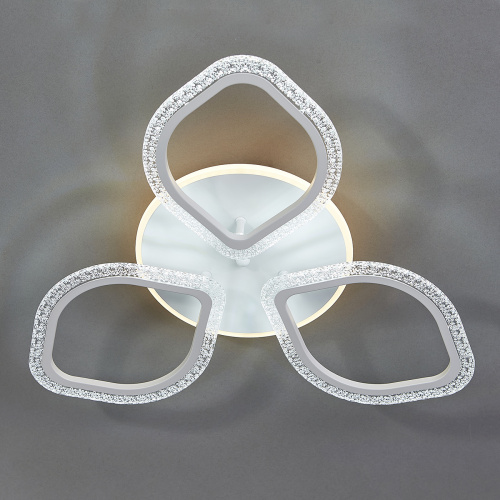 Потолочный светильник Escada 10251/3 LED*60+5W White фото 2 Потолочный светильник Escada 10251/3 LED*60+5W White фото 2