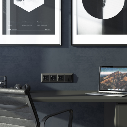 Рамка из пластика на 4 поста Fiore черный W0042208 фото 2 Рамка из пластика на 4 поста Fiore черный W0042208 фото 2