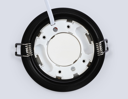 Встраиваемый поворотный точечный светильник 1*GX53 фото 5 Встраиваемый поворотный точечный светильник 1*GX53 фото 5