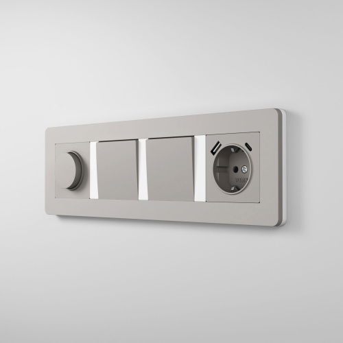 Рамка из поликарбоната на 4 поста Split дымчатый/белый, soft-touch W0043067 фото 2 Рамка из поликарбоната на 4 поста Split дымчатый/белый, soft-touch W0043067 фото 2