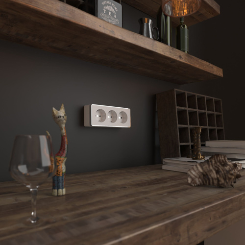 Розетка тройная с заземлением и шторками Gallant белая W5073101 фото 3