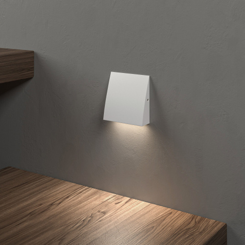 Подсветка светодиодная для лестниц 40159/LED фото 3 Подсветка светодиодная для лестниц 40159/LED фото 3