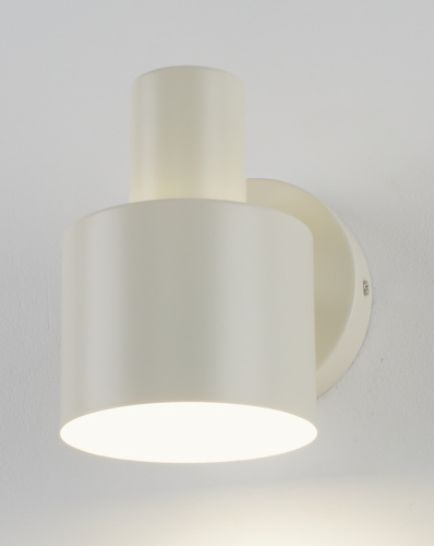 Светильник настенный Moderli V11272-1W Artis фото 2 Светильник настенный Moderli V11272-1W Artis фото 2