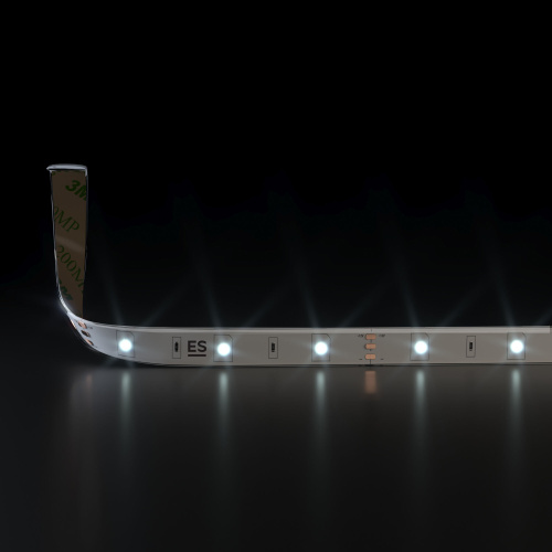 Светодиодная лента 12 В 7,2 Вт/м 30 Led/м 5050 IP65, дневной белый 4200К, 5 м Лента светодиодная 12V 7,2W 30Led 5050 IP65 дневной белый, 5м фото 2