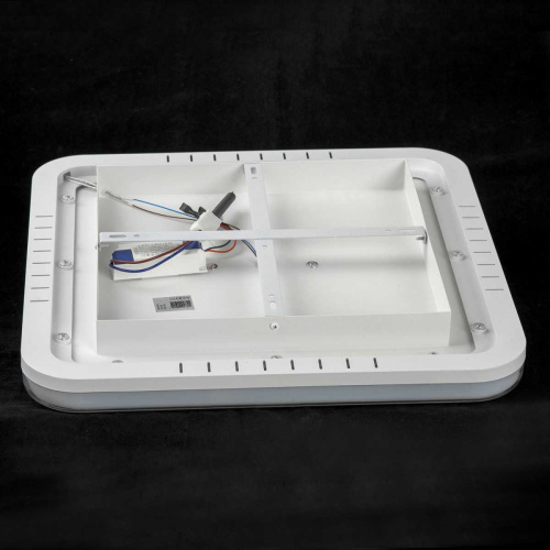 Потолочный светильник Lussole HARTLEY LSP-7438 фото 2 Потолочный светильник Lussole HARTLEY LSP-7438 фото 2