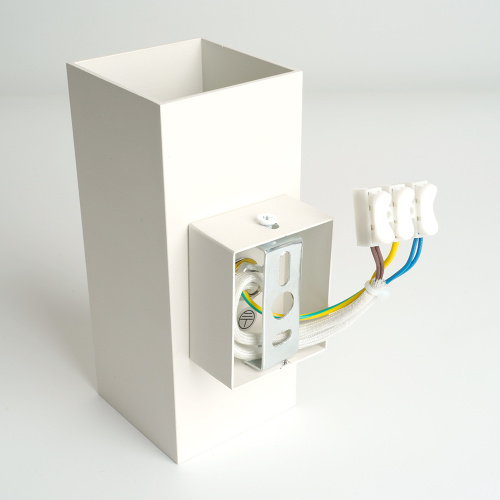 Светильник  настенный Feron ML1740 QUAD   MR16 35W, 230V, 2*GU10,  белый IP20 фото 3