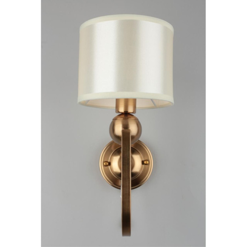 Светильник настенный (Бра) OML-63811-01 фото 2 Светильник настенный (Бра) OML-63811-01 фото 2