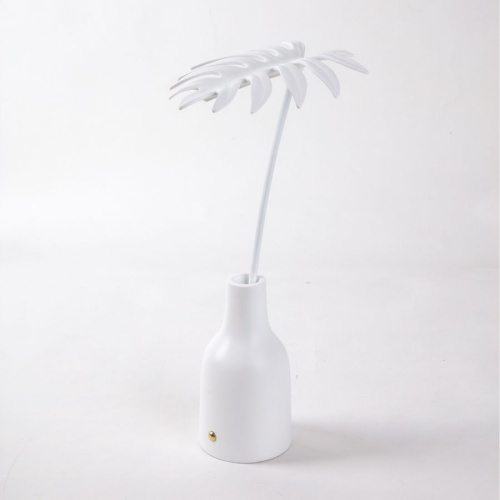 Настольная лампа Leaf Light Stellou Настольная лампа Leaf Light Stellou