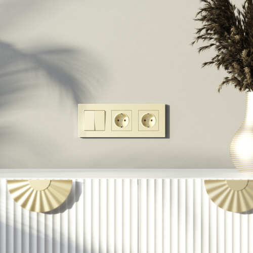 W0032911/ Рамка на 3 поста Slab (шампань софт) W0032911 фото 4