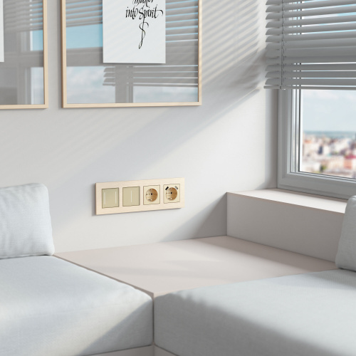 Рамка из металла на 4 поста АluMax шампань алюминий W0043511 фото 2 Рамка из металла на 4 поста АluMax шампань алюминий W0043511 фото 2